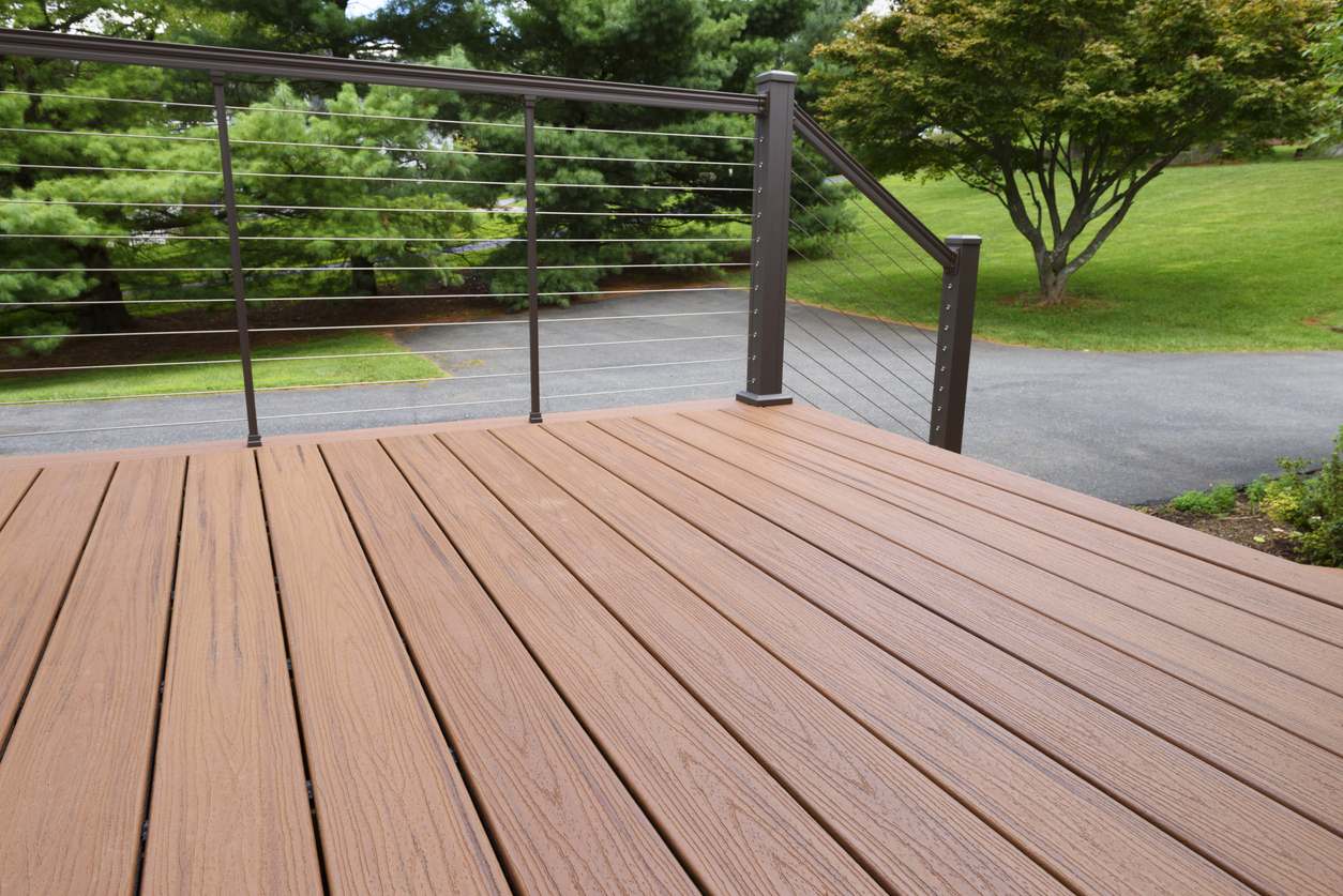 Composite deck with cable railing detail